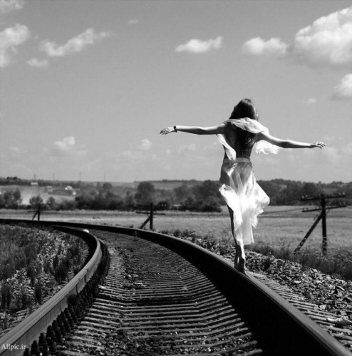 femme qui marche.jpg